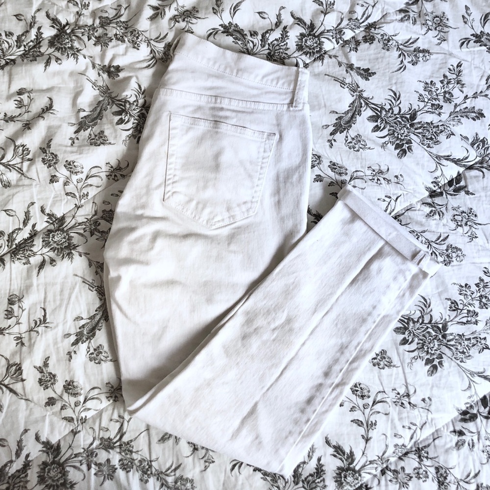 Gap white jeans (straight cut)